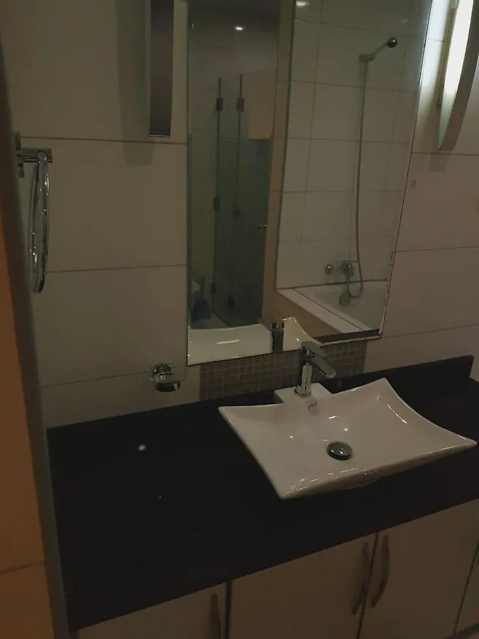 Damac Al Jawharh Tower Apartments شقة داماك جدة 5*, Cidde
